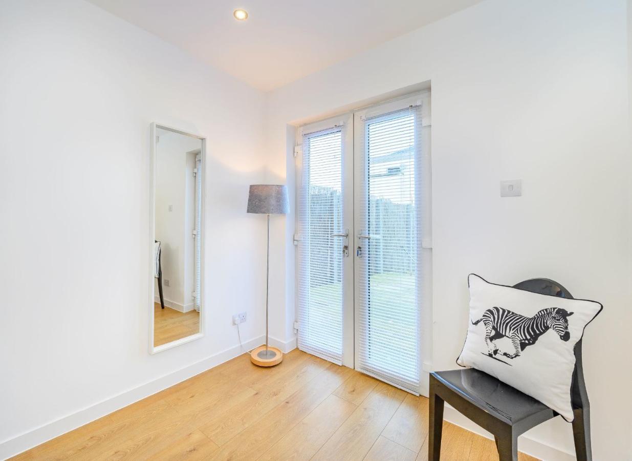Southside Flat With Private Garden! Apartment Glasgow Bagian luar foto