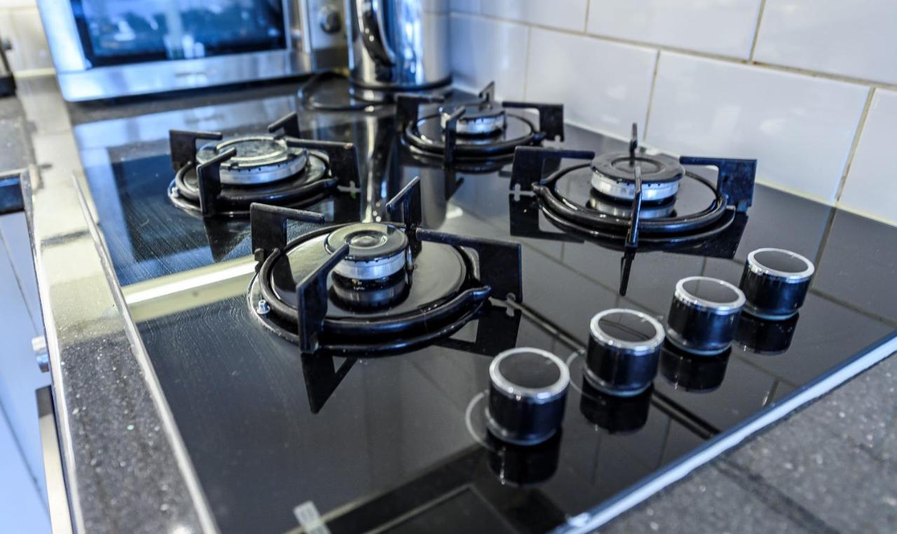 Southside Flat With Private Garden! Apartment Glasgow Bagian luar foto